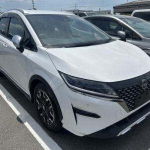 2023 Nissan Note pearl hybrid used car Japan export