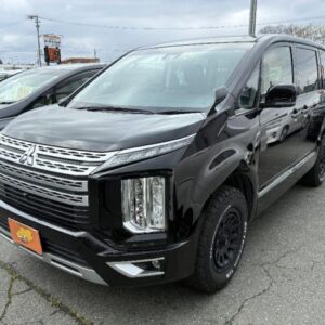 2020 Mitsubishi Delica D:5 black diesel used car Japan export