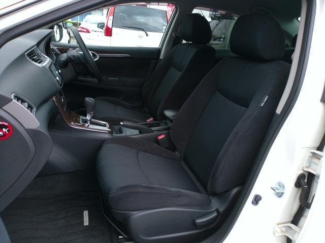 Ref:AUX-23991807 NISSAN SYLPHY 2017 8 Ref:AUX-23991807 NISSAN SYLPHY 2017 - Image 8