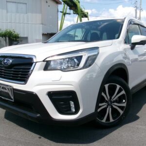 2018 Subaru Forester pearl gasoline used car Japan export