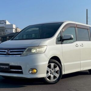 2007 Nissan Serena white gasoline used car Japan export