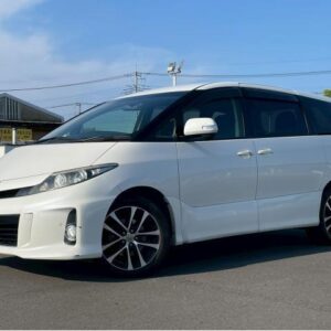 2014 Toyota Estima white gasoline used car Japan export