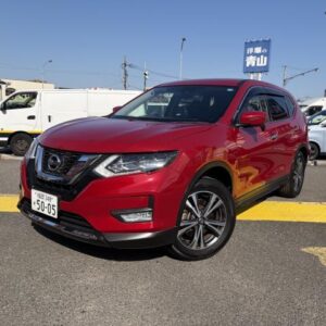 2017 Nissan X-Trail red gasoline used car Japan export