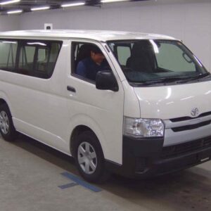 2020 Toyota Hiace Van white gasoline used car Japan export