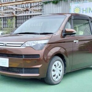 2013 Toyota Spade tea gasoline used car Japan export