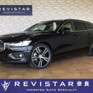 2021 Volvo V60 black gasoline used car Japan export