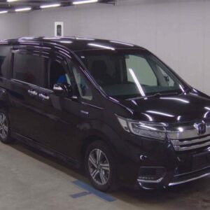 2017 Honda Stepwagon Spada black gasoline used car Japan export