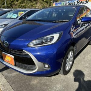 2021 Toyota Aqua blue hybrid used car Japan export