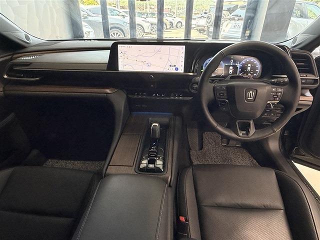 Ref:AUX-24008801 TOYOTA CROWN 2024 7 Ref:AUX-24008801 TOYOTA CROWN 2024 - Image 7