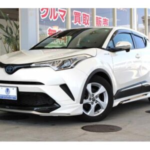 2017 Toyota C-Hr pearl gasoline used car Japan export