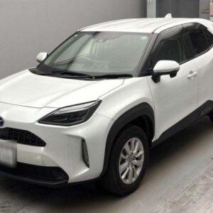 2023 Toyota Yaris Cross pearl gasoline used car Japan export