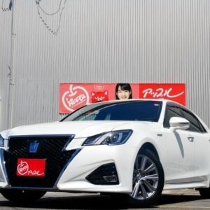 2016 Toyota Crown Hybrid white gasoline used car Japan export
