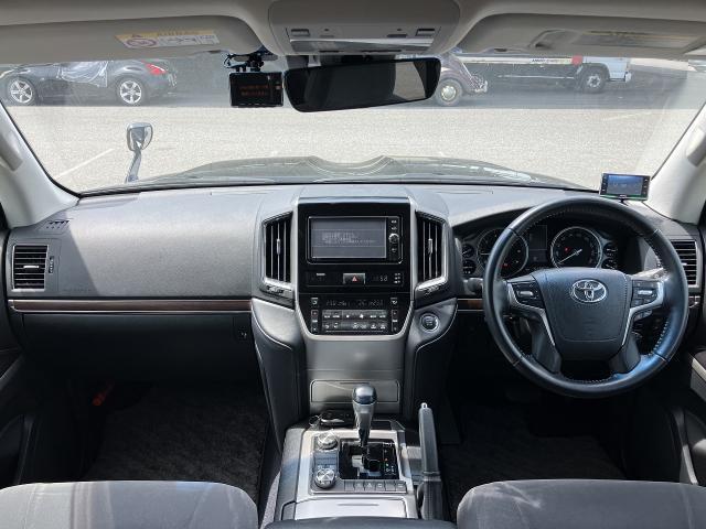 Ref:AUX-24013251 TOYOTA LAND CRUISER 2017 3 Ref:AUX-24013251 TOYOTA LAND CRUISER 2017 - Image 3