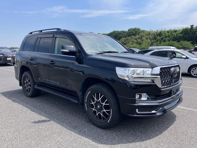 Ref:AUX-24013251 TOYOTA LAND CRUISER 2017 1 2017 Toyota Land Cruiser black gasoline used car Japan export