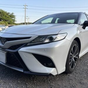 2019 Toyota Camry pearl gasoline used car Japan export