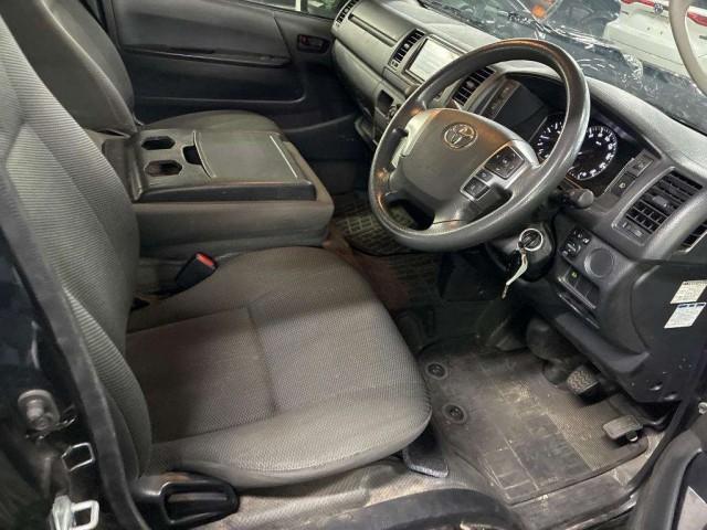 Ref:AUX-24013736 TOYOTA HIACE VAN 2021 4 Ref:AUX-24013736 TOYOTA HIACE VAN 2021 - Image 4