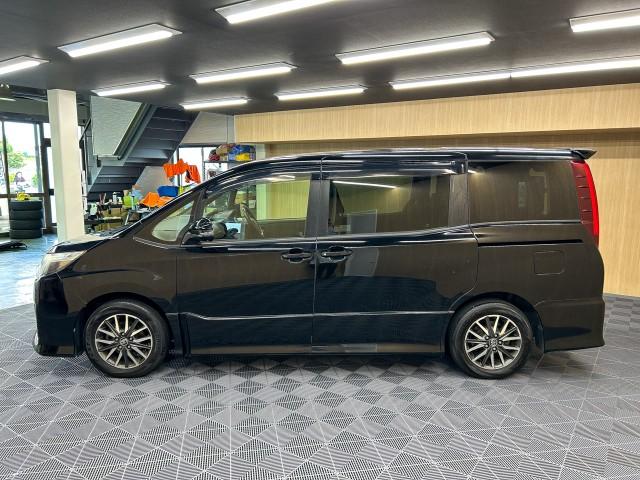 Ref:AUX-24013754 TOYOTA NOAH 2015 4 Ref:AUX-24013754 TOYOTA NOAH 2015 - Image 4