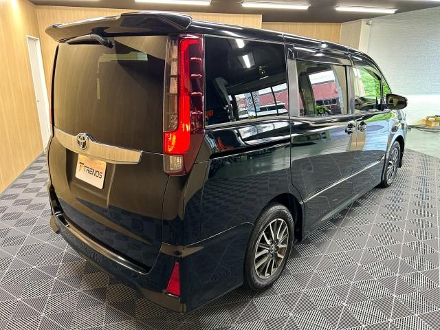 Ref:AUX-24013754 TOYOTA NOAH 2015 6 Ref:AUX-24013754 TOYOTA NOAH 2015 - Image 6