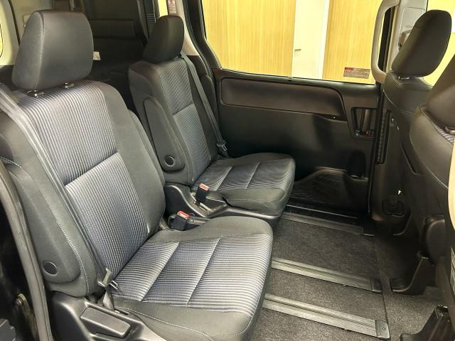 Ref:AUX-24013754 TOYOTA NOAH 2015 7 Ref:AUX-24013754 TOYOTA NOAH 2015 - Image 7