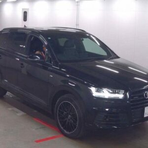 2019 Audi Q7 black gasoline used car Japan export