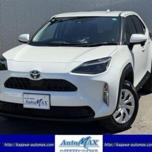 2024 Toyota Yaris Cross pearl gasoline used car Japan export