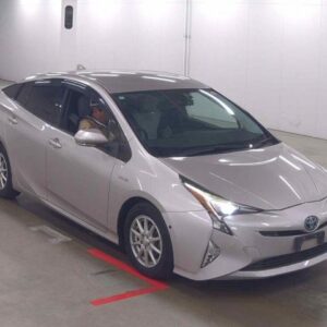 2016 Toyota Prius silver gasoline used car Japan export