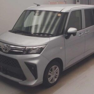 2021 Toyota Roomy silver gasoline used car Japan export