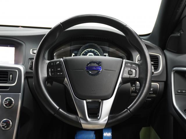 Ref:AUX-24023115 VOLVO V60 2017 4 Ref:AUX-24023115 VOLVO V60 2017 - Image 4
