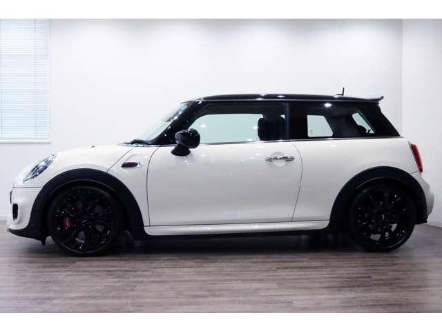 Ref:AUX-24026325 MINI MINI 2020 16 Ref:AUX-24026325 MINI MINI 2020 - Image 16