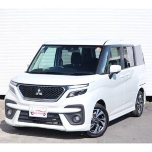 2024 Mitsubishi Delica D:2 pearl hybrid used car Japan export