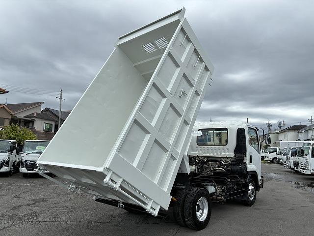 Ref:AUX-24031281 ISUZU FORWARD 2017 8 Ref:AUX-24031281 ISUZU FORWARD 2017 - Image 8