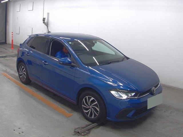 Ref:AUX-24035543 VOLKSWAGEN POLO 2024 1 2024 Volkswagen Polo blue gasoline used car Japan export
