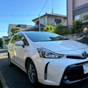 2017 Toyota Prius Alpha white hybrid used car Japan export