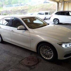 2017 Bmw 3 Series white gasoline used car Japan export