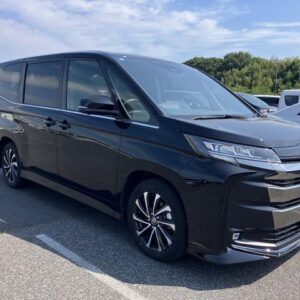 2024 Toyota Noah black gasoline used car Japan export