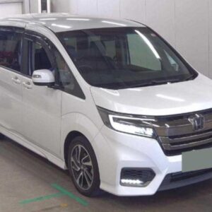 2020 Honda Stepwagon Spada pearl gasoline used car Japan export