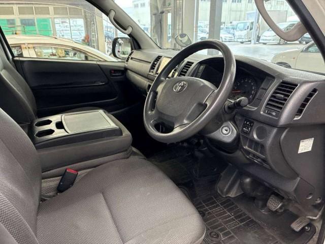 Ref:AUX-24056297 TOYOTA REGIUS ACE VAN 2017 4 Ref:AUX-24056297 TOYOTA REGIUS ACE VAN 2017 - Image 4