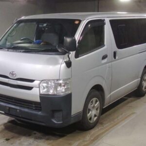 2020 Toyota Hiace Van silver diesel used car Japan export