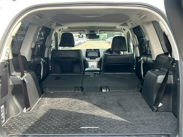 Ref:AUX-24056353 TOYOTA LAND CRUISER PRADO 2022 17 Ref:AUX-24056353 TOYOTA LAND CRUISER PRADO 2022 - Image 17