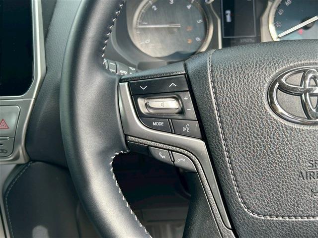 Ref:AUX-24056353 TOYOTA LAND CRUISER PRADO 2022 19 Ref:AUX-24056353 TOYOTA LAND CRUISER PRADO 2022 - Image 19