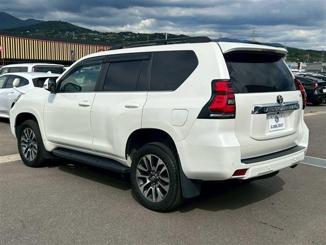 Ref:AUX-24056353 TOYOTA LAND CRUISER PRADO 2022 8 Ref:AUX-24056353 TOYOTA LAND CRUISER PRADO 2022 - Image 8
