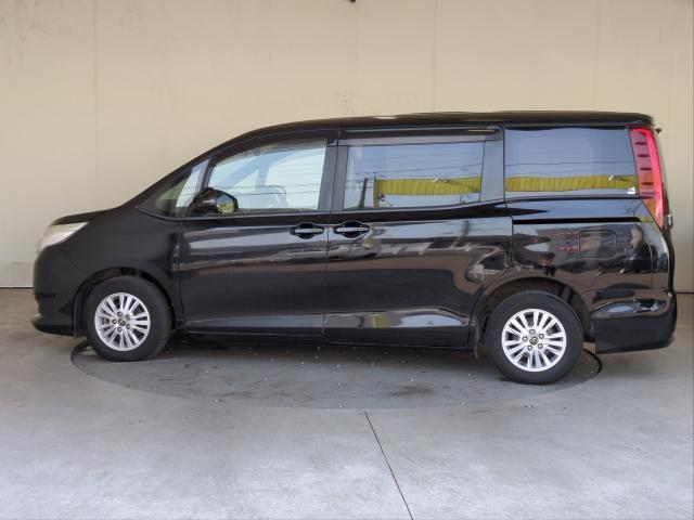 Ref:AUX-24069712 TOYOTA NOAH 2014 12 Ref:AUX-24069712 TOYOTA NOAH 2014 - Image 12
