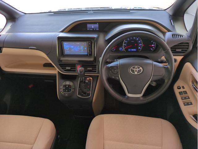 Ref:AUX-24069712 TOYOTA NOAH 2014 3 Ref:AUX-24069712 TOYOTA NOAH 2014 - Image 3