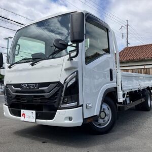 2023 Isuzu Elf Truck white diesel used car Japan export