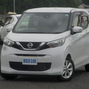 2022 Nissan Dayz pearl gasoline used car Japan export