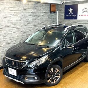2018 Peugeot 2008 black gasoline used car Japan export
