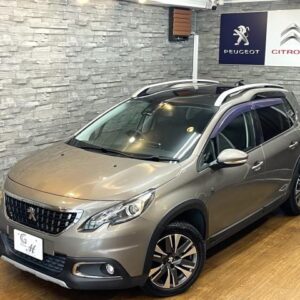 2018 Peugeot 2008 gray gasoline used car Japan export