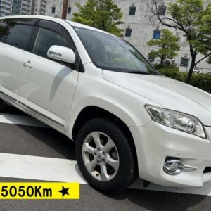2013 Toyota Vanguard pearl gasoline used car Japan export
