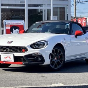 2018 Abarth Abarth 124 Spider white gasoline used car Japan export