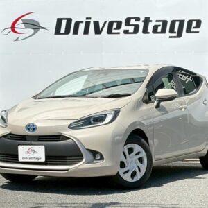 2021 Toyota Aqua tea hybrid used car Japan export